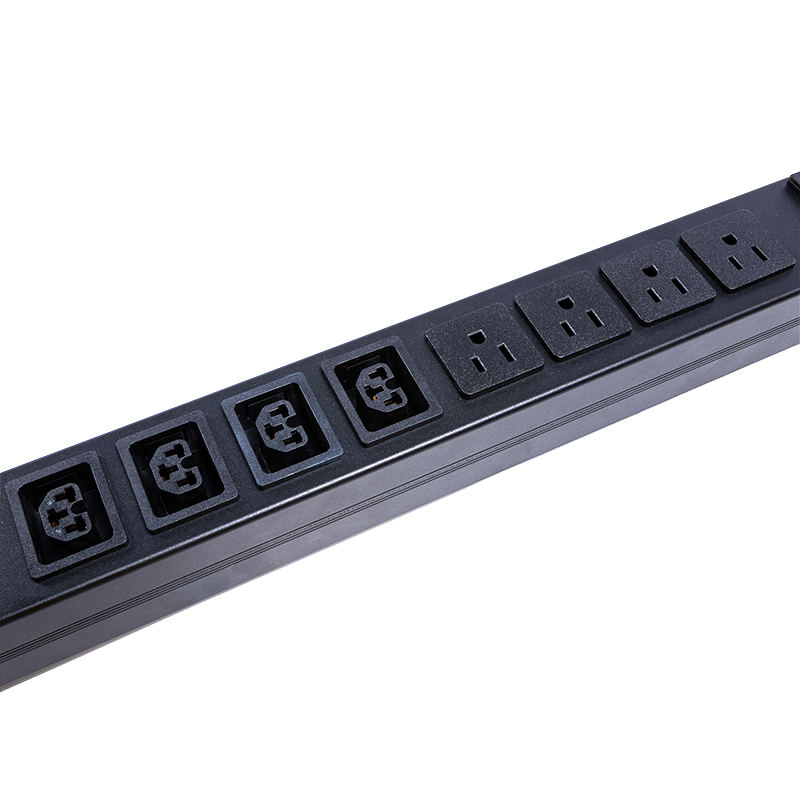 16 stopcontacten IEC C13 C19 en US stopcontacten 1,5U vloeibare magnetische stroomonderbreker verticale TCP/IP smart rack PDU