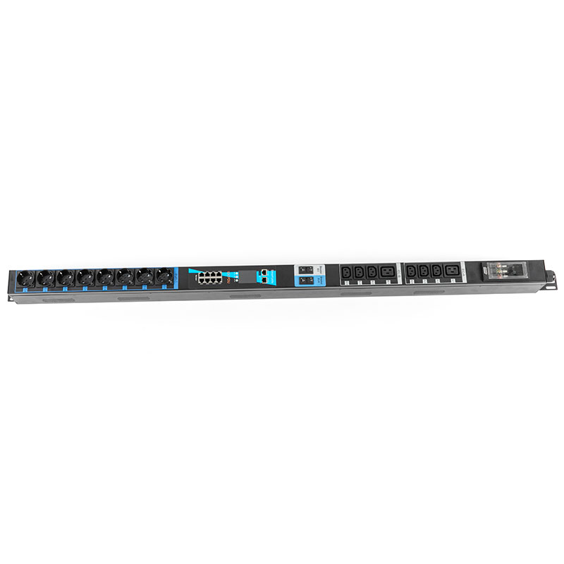 Hydraulisch magnetisch circuit Verticale TCP/IP-sensor met 16 uitgangen eco Smart Rack Pdu